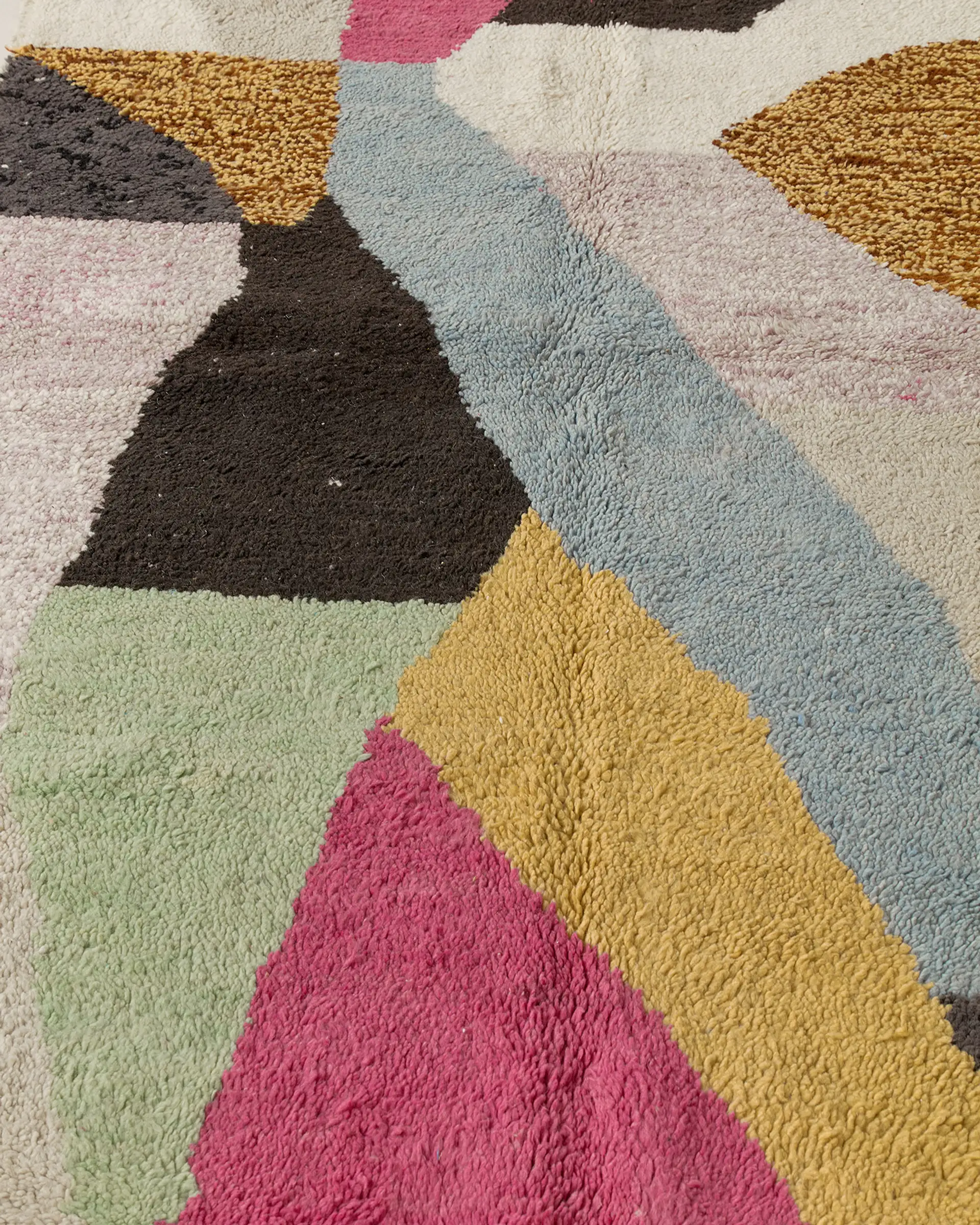 Beni Ourain w colour blocks details