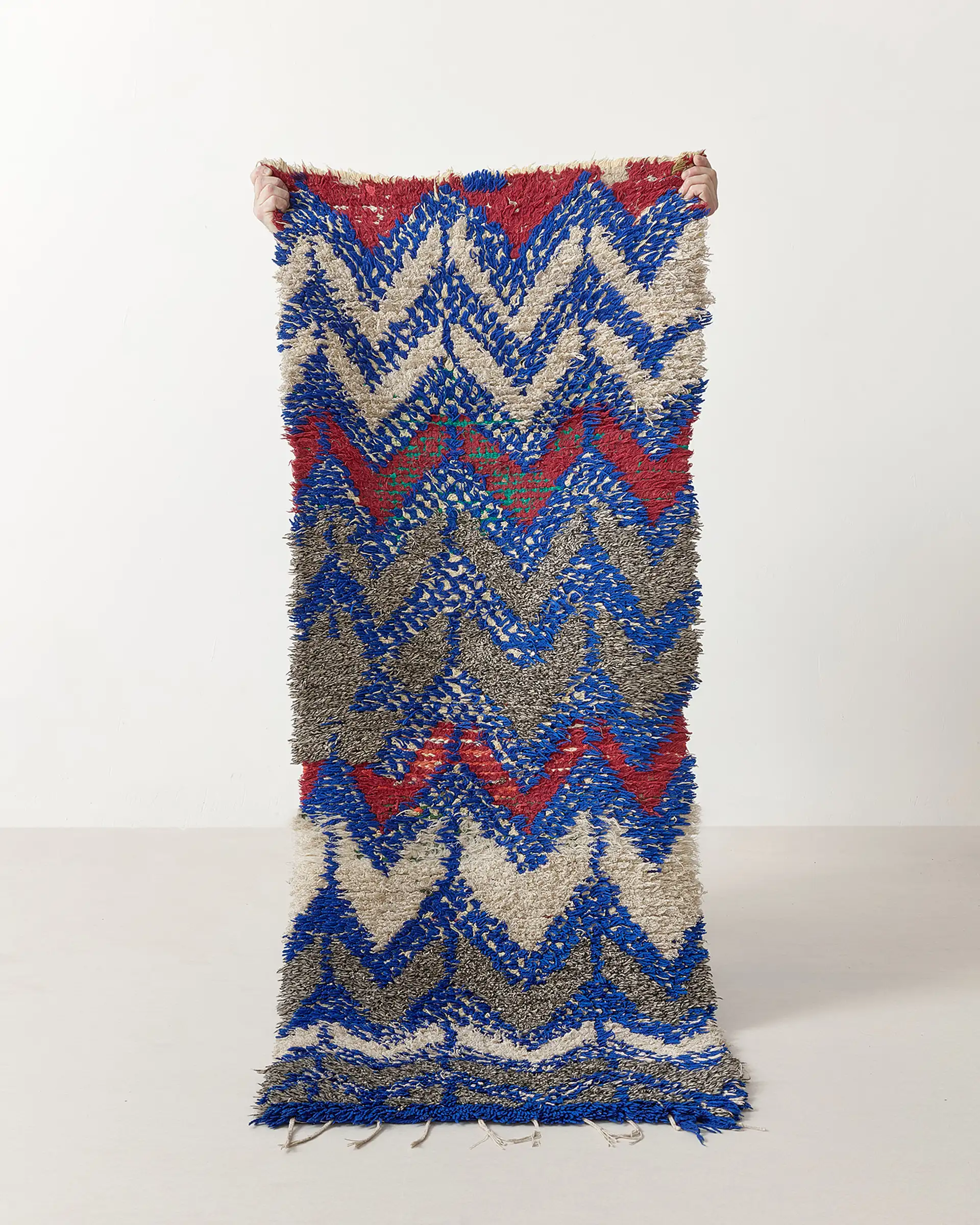 Vintage rug with zigzags